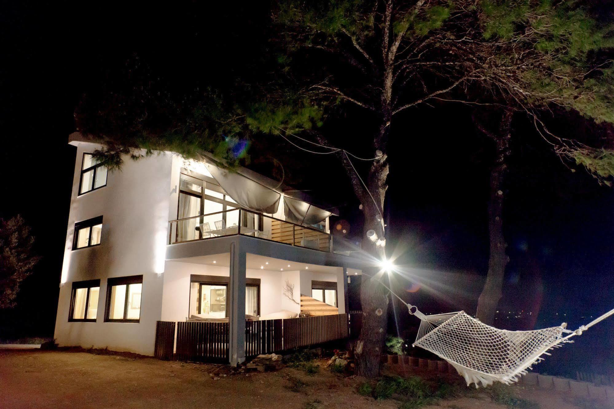 Entechnos Living Aparthotel Megali Ammos  Exterior foto